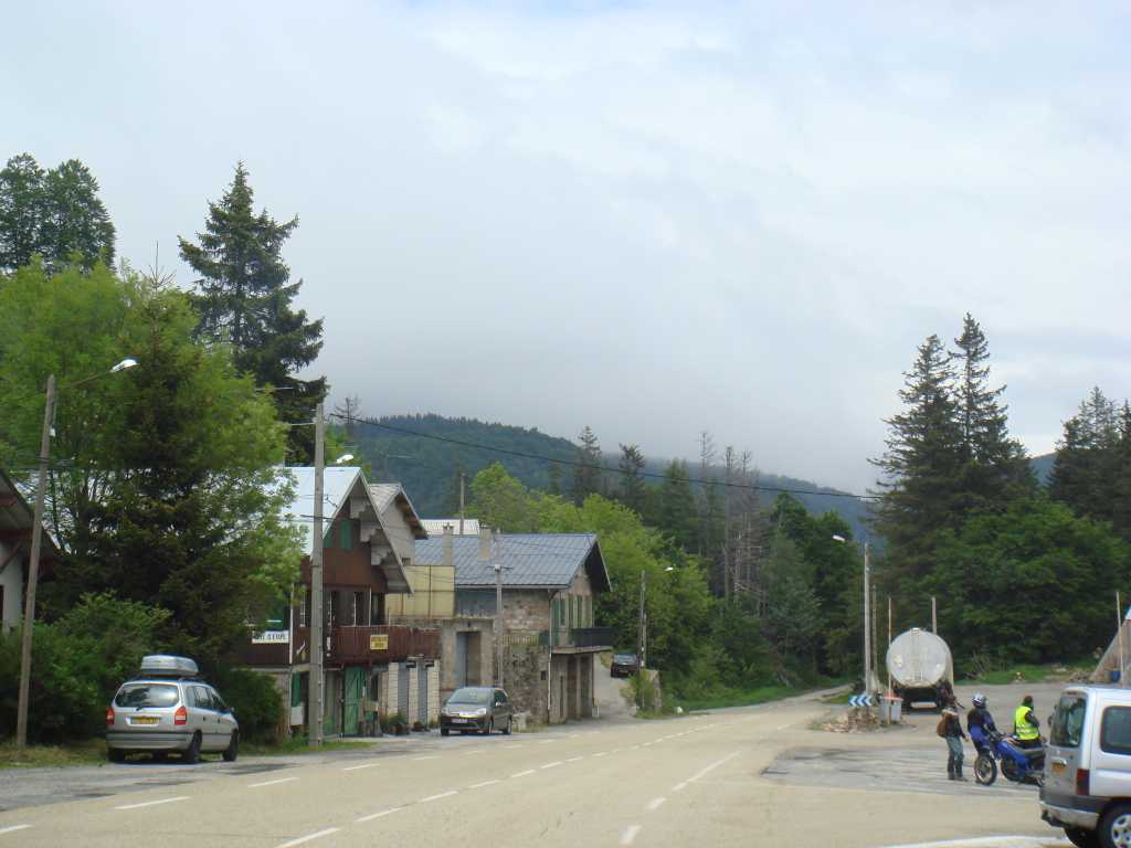 225.jpg